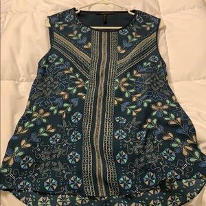 BCBG open back printed shirt